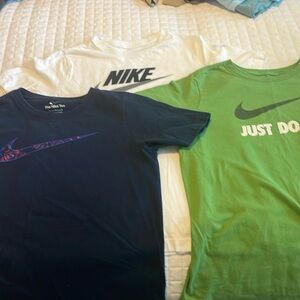 3 Nike, 1 UA cottonT Shirts- cotton
